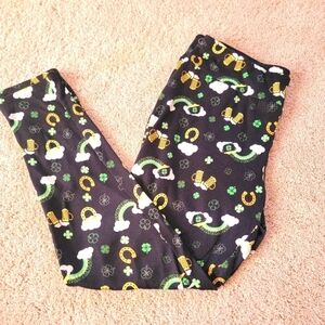 2/$20 Feeling Festive St. Paddy's Day Leggings L